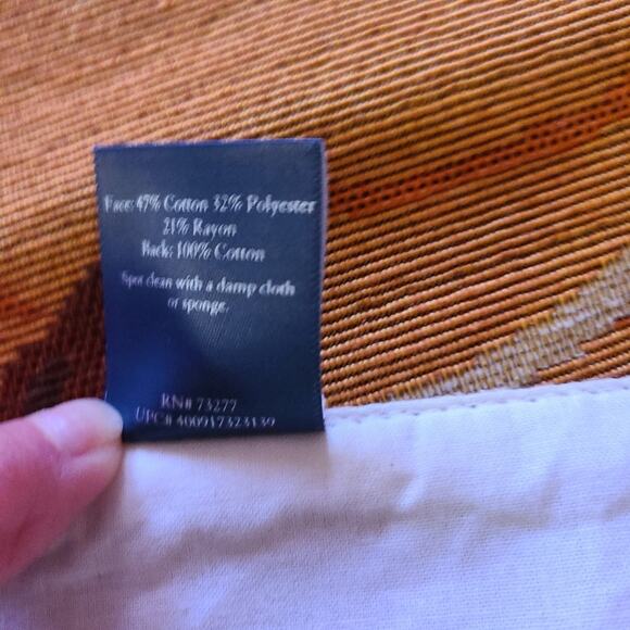 Croft and Barrow Pumpkins in a Row Table Runner Harvest Season 5 ft x 1 Width - Picture 12 of 13